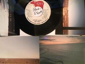 Hud-2 vinyl photos 412