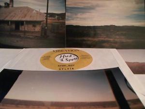 Hud-2 vinyl photos 614