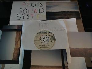 Hud-2 vinyl photos 655