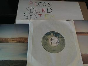 Hud-2 vinyl photos 663