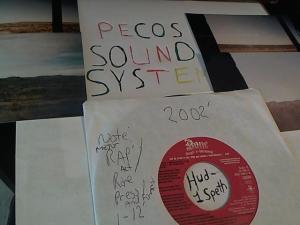 Hud-2 vinyl photos 667