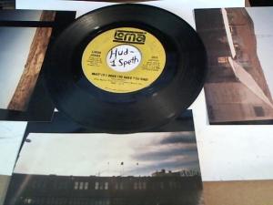 Hud-2 vinyl photos 774