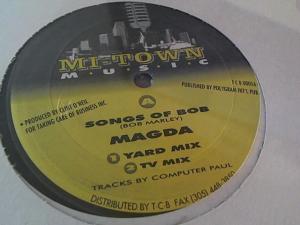 Hud-2 vinyl photos 1143