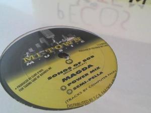 Hud-2 vinyl photos 1148