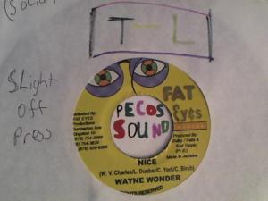 Hud-2 vinyl photos 2599