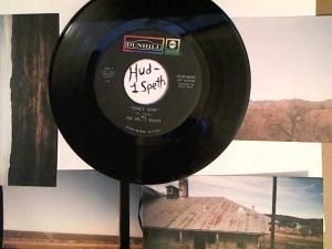 Hud-2 vinyl photos 2883