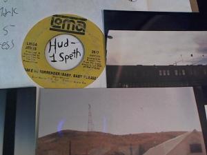 Hud-2 vinyl photos 3191