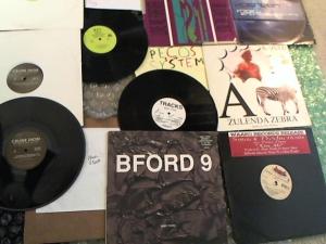 Hud-2 vinyl photos 4809