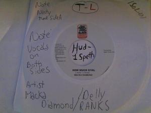 Hud-2 vinyl photos 7151
