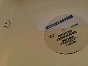 Hud-2 vinyl photos 3729