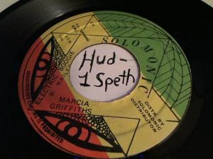 Hud-2 vinyl photos 4159