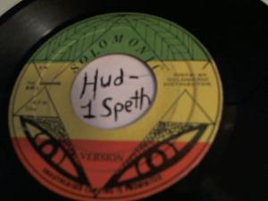 Hud-2 vinyl photos 4170