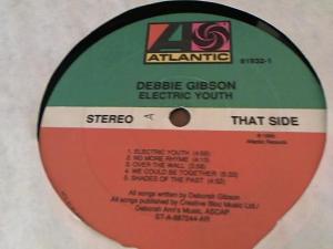 Hud-2 vinyl photos 4991