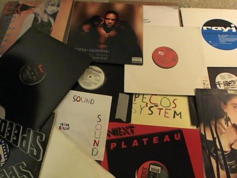 Hud-2 vinyl photos 3974