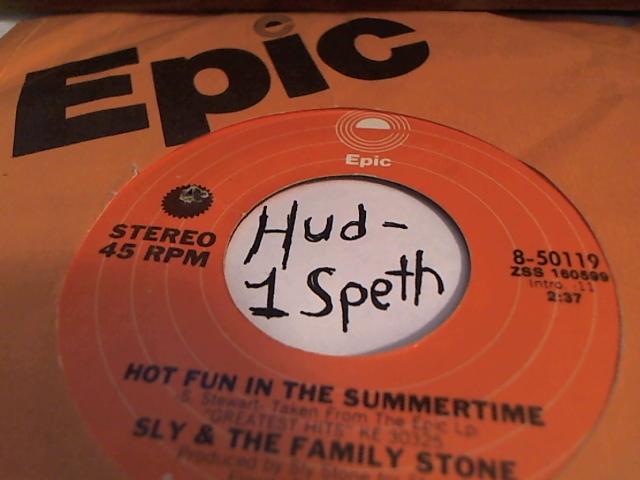 Hud-2 vinyl photos 068