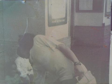 Hud-2 vinyl photos 1042