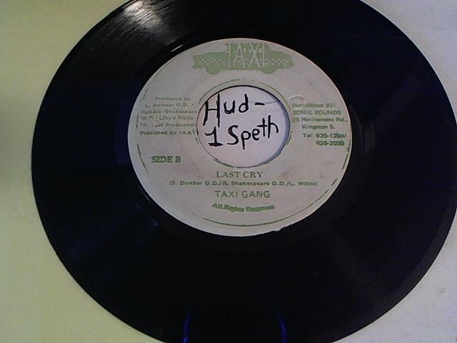 Hud-2 vinyl photos 172