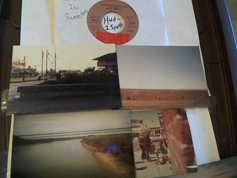 Hud-2 vinyl photos 296