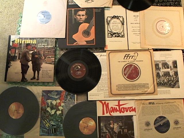 Hud-2 vinyl photos 3700