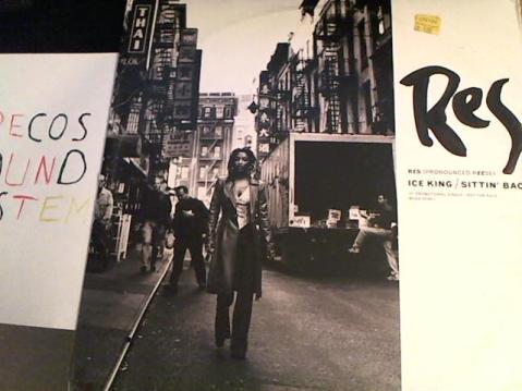 Hud-2 vinyl photos 699