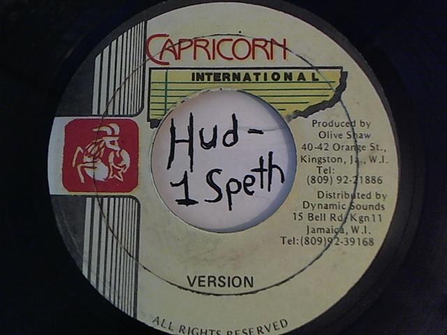 Hud-2 vinyl photos 959