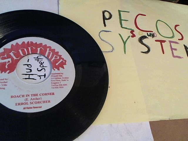 Hud-2 vinyl photos 183