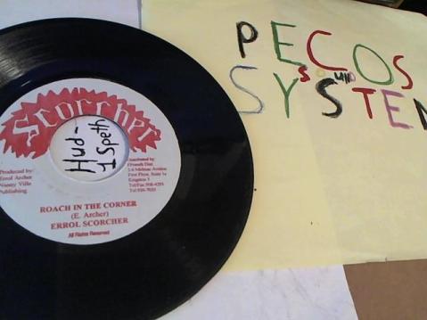 Hud-2 vinyl photos 184