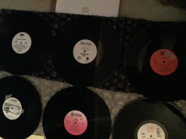 Hud-2 vinyl photos 3407