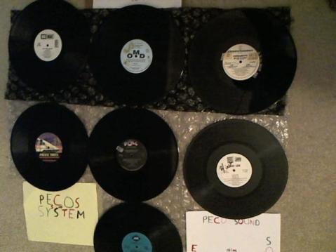 Hud-2 vinyl photos 3462