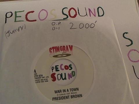 Hud-2 vinyl photos 2690